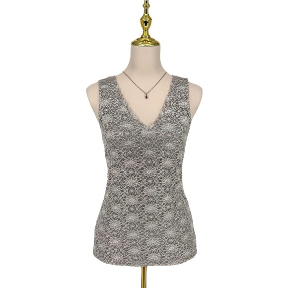 Banana Republic Floral Lace Overlay Tank Top Size XS Gray Career Office NWT - Picture 2 of 13